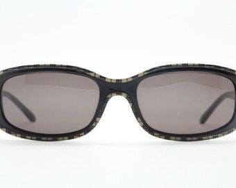 Burberry 90s Vintage Rectangular Sunglasses Model 8334/S Made by