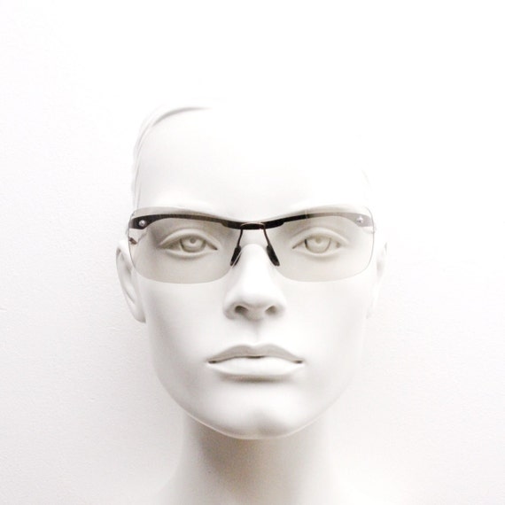 Y2K vintage visor sunglasses. 2000's wrap around shie… Gem