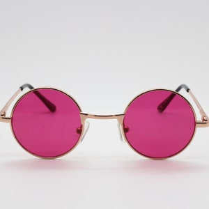 Lunettes de soleil rondes vintage des années 90 pour enfants. Monture en métal doré rose avec verres rose intense. Enfants. John Lennon. TN-O.