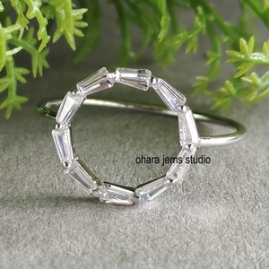 Eternity Round Circle Rings / Circle Outline Halo Ring / Open Circle Diamond Ring / Proposal Ring / Engagement Ring / Circle Band Ring
