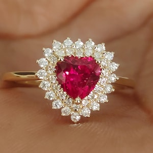 heart Shape engagement Ring /heart Diamond halo Ring/ Gift For her /Anniversary Ring/gift for girl friend/ Gift For valentine/ Promise Ring
