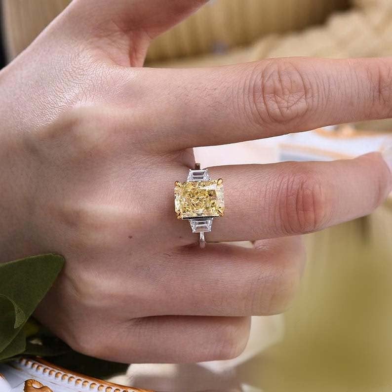 Yellow Diamond Engagement Ring 2 Carat Radiant Diamond Diamond