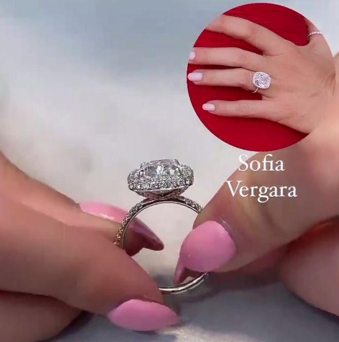 Hollywood Celebrity Engagement Ring 9 MM Cushion Cut Moissanite