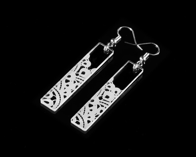 Sterling Silver Clear Acrylic Lace Pattern Earring