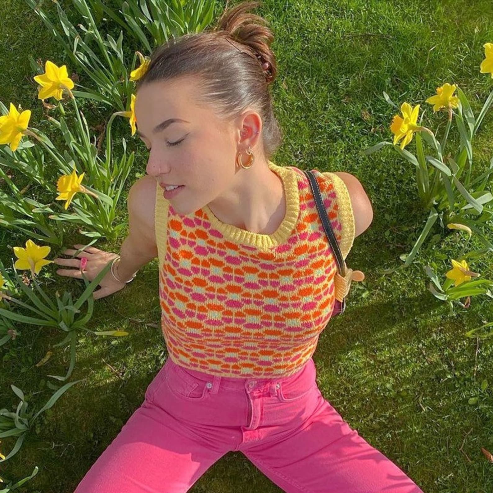 Y2K Aesthetic Vintage Flower Print Sweater Vest Streetwear Y2K Aesthetic Vintage Flower Print Sweater Vest Streetwear