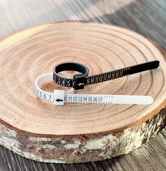 Reusable Ring Sizer | US Ring Sizer Tool | Full and Half Sizes | Find Your True Ring Size | Easy To Use | Adjustable