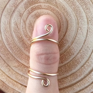 Adjustable Thumb Ring Splint | 12k Gold Filled | Finger splint for EDS/Arthritis | Joint stabilization for hypermobility | Swan Deformity