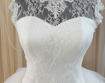 Elegantes Hochzeitskleid, Elfenbein Brautkleid, romantisches Brautkleid, Spitzenhochzeitskleid, Hochzeit benutzerdefinierte Kleid