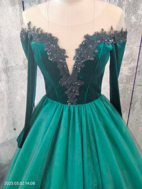 green emerald velvet dress A-Line Green Chiffon Lace Long Prom Dress, Beautiful Strapless Floor L