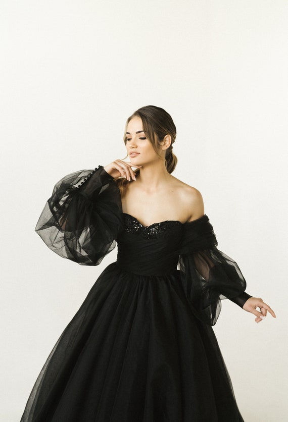 off shoulder black dress