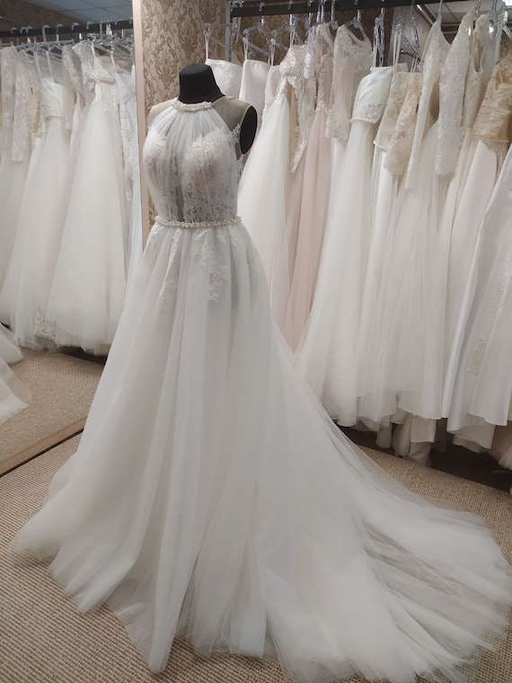 Boho Wedding Dresses Long Train, Royal Wedding Dress, V-Neck Dress, Off the Sholders Dress, Wedding Gown, Open Back Wedding Gown Boho Wedding Dresses Long Train, Royal Wedding Dress, V-Neck Dress, Off the Sholders Dress, Wedding Gown, Open Back Wedding Gown
