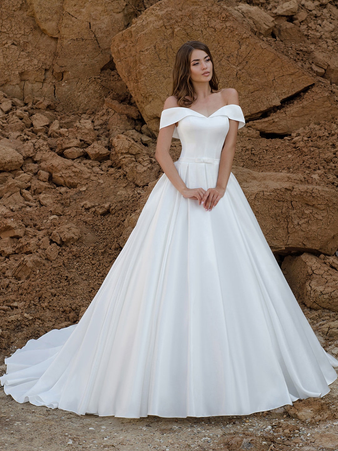 Charme gaby hotsell bridal gown boutique