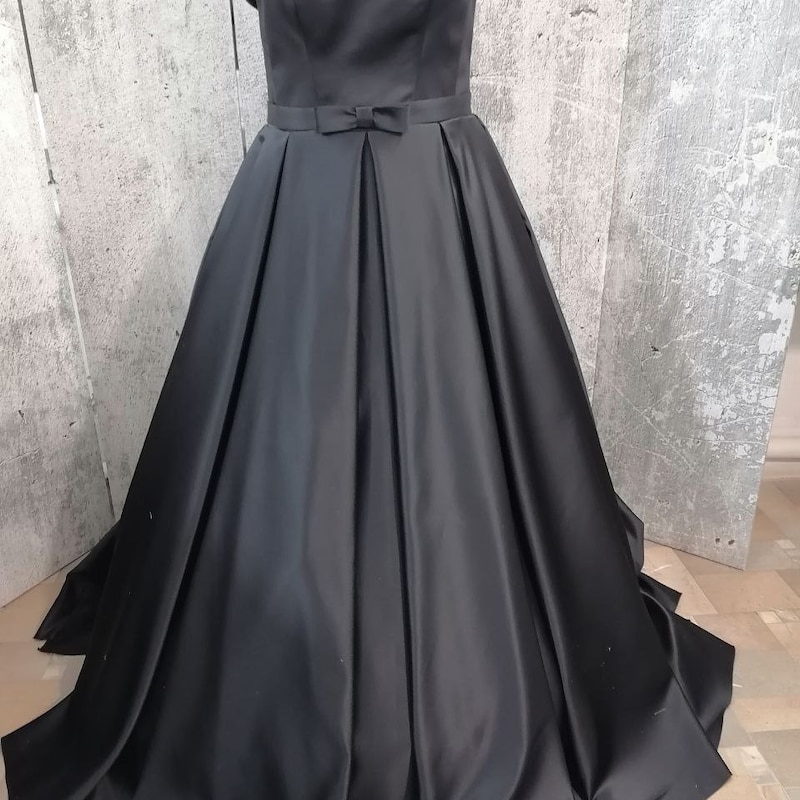 Off The Shoulder Satin Wedding Dress Stunning Wedding Dress Y276