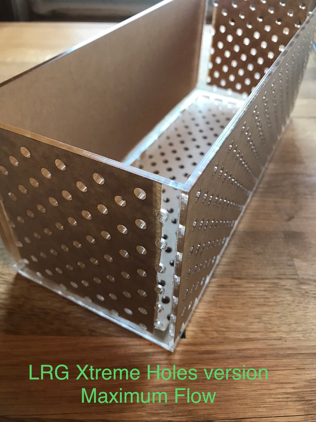 White Aquarium Acclimation Box - Clear Breeder Quarantine Container For Fish,  Shrimp, Coral Aquarium Ships