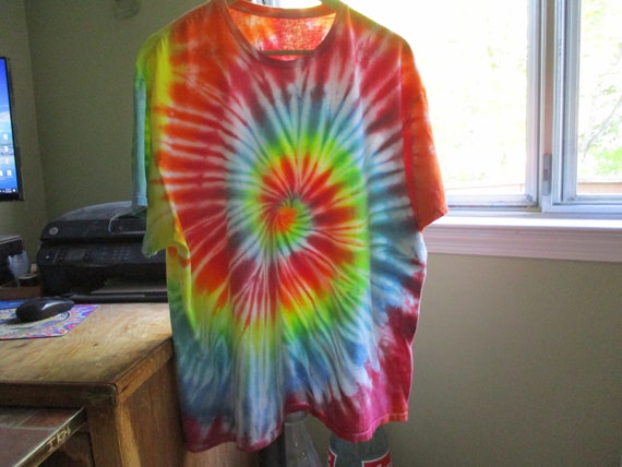 Tie Dye T-Shirt, Vintage, Colorful - image 3