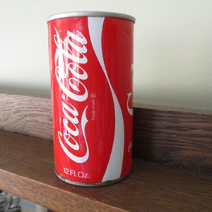 Vintage 1970 Coca Cola Can, Rare, only produced this style for 1 year