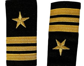The U.S. Navy Lieutenant Commander  soft shoulder Epaulette