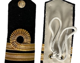 The Royal Navy Lieutenant rank insignia shoulder