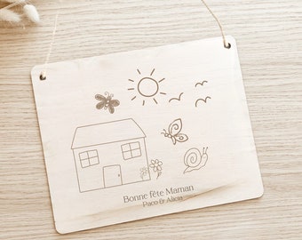 Engraved wooden board with personalized child's drawing, mom's and dad's day