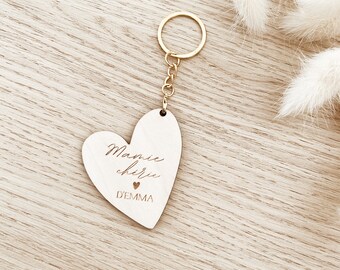 porte clef coeur bois mamie, porte clef personnalisé mamie, porte clef fête mamie, porte clef bois, fête des mamies, cadeau mamie