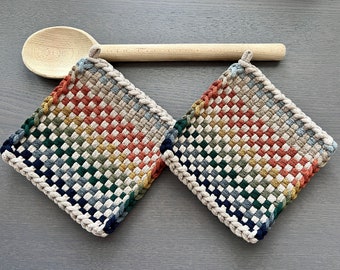 Boho Chic Loomed Potholder Set of 2– Artisan Gift – Neutral Colorful Earthy Kitchen Décor –Chunky Cotton Oven Mitts, Trivet, Hot Pads