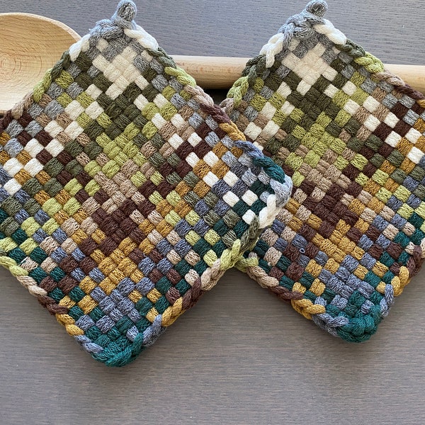 Handmade Loomed Potholder Set of 2– Artisan Gift for Her or Him – Green Colorful Kitchen Décor –Thick Cotton Oven Mitts, Trivet, Hot Pads