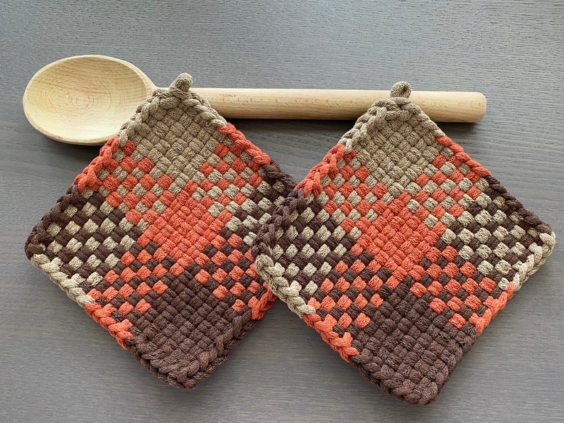 Arches Handmade Loomed Potholder Set