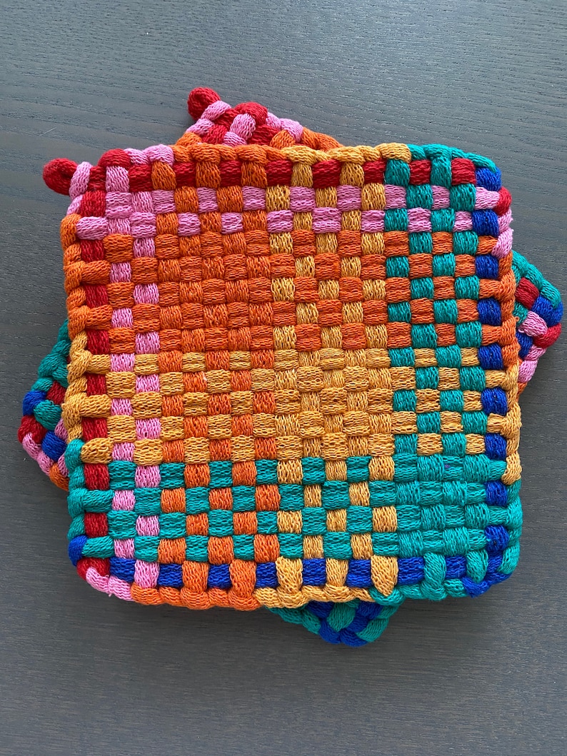 Handmade Loomed Potholder Set 2\u2013 Artisan Gift \u2013 Spring Summer Colorful Kitchen D\u00e9cor \u2013Thick Cotton Oven Mitts Trivet Hot Pads
