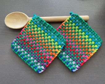 Handmade Loomed Potholder Lucky Charms Set 2– Artisan Gift – Green Colorful Rainbow Kitchen Décor –Thick Cotton Oven Mitts, Trivet, Hot Pads