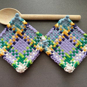 Van Gogh-inspirerad färgpalett med "irisar" — Handgjorda vävda grytlappar, set om 2 — Färgglad köksinredning — Ugnsvantar i bomull, grytunderlägg, ugnsunderlägg