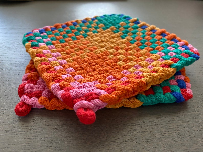 Handmade Loomed Potholder Set 2\u2013 Artisan Gift \u2013 Spring Summer Colorful Kitchen D\u00e9cor \u2013Thick Cotton Oven Mitts Trivet Hot Pads