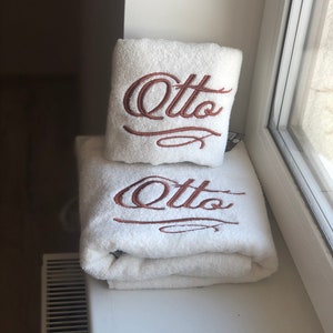 White monogrammed Bath towel set with logo or initials / Monogrammed Towels / Embroidered initials