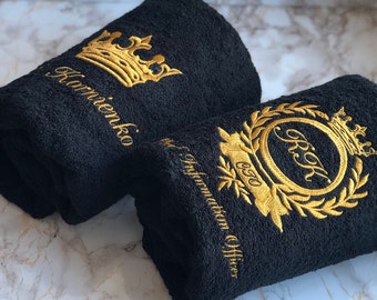 Black Bath towel set initials crown / Monogrammed luxury towels / Gold antique embroidery