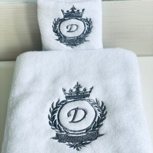 White Bath towel set initials crown / Monogrammed luxury towels / Gold antique embroidery image 5