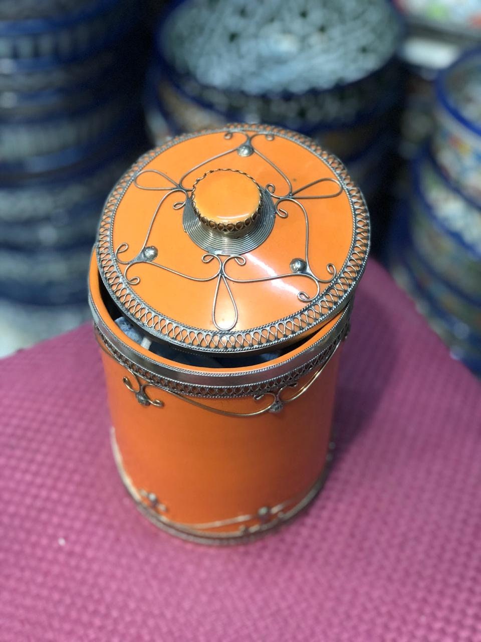 Box For Makeup , Cookie Jar Ceramic , | Dishes Lovely Design Big Eyes Hands With Lids Decorative Can