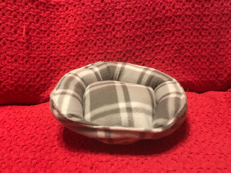 Guinea Pig Cuddle Cup Bed
