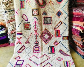 Beni Ourain rug 6x9, Off white rug, Pink Moroccan rug , White shag rug, Vintage rug, Wool rug, Hand made rug, Sheepskin rug ,Morrocan rug