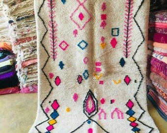 Beni Ourain rug 6x9, Off white rug, Pink Moroccan rug , White shag rug, Area rug, Pink rug, Hand made rug, Sheepskin rug ,Morrocan rug
