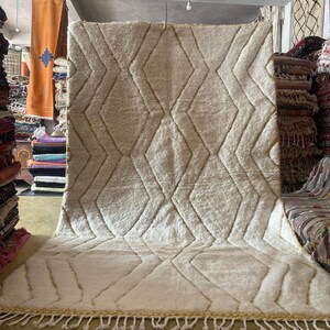 Beni ourain Soft rug 6.7x11, Luxury Large off white rug, Artistic authentic Berber rug, morrocan rug, Beige Moroccan rug,Boho rug, Wool  rug