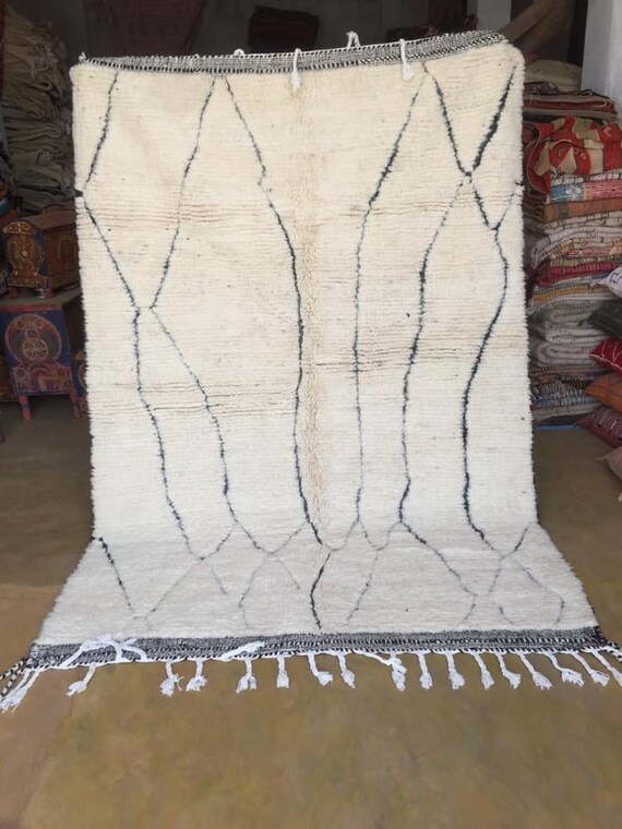 Extra Beni Ourain rug 5x8, rugs 5x8, vintage rug, hand made rug, sheepskin rug, morrocan rug, off white rug, abstract rug, shag rug