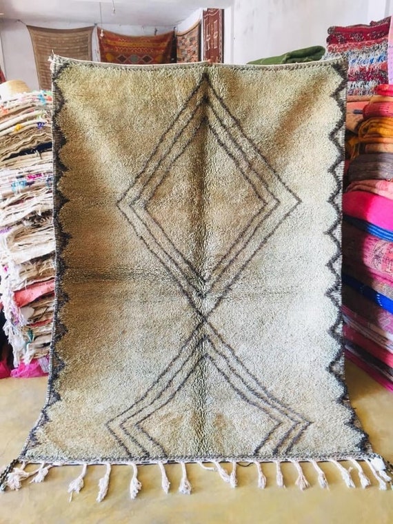 Beni Ourain rug 5x8, Off white rug, 5x8 rug, Boho rug, Sage rug, Checkered rug, Morrocan rug, Hand made rug, Sheepskin rug, Shag rug