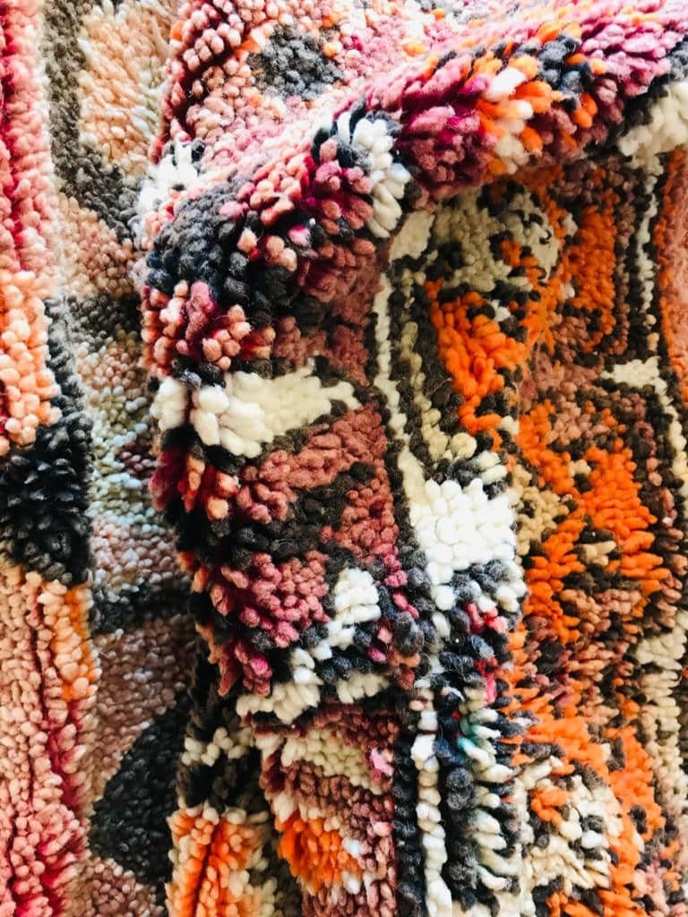 Tapis Marocain Vintage – Berbère Laine Fait Main, 5.3x11 Ft, Boho Artistic