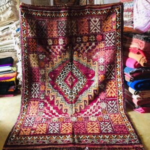 Dywan Boujaad 6,1 x 9,6, dywan marokański, dywan ręcznie robiony, duży dywan marokański, dywan marokański, dywan tęczowy, wystrój Boho, dywan vintage, dywan designerski