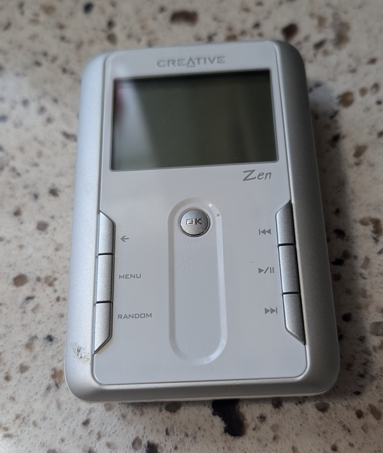 Creative Labs Zen DAP-HD0014　MP3プレイヤー Creative Labs Zen Mp3 Player Model Dap-hd0014 for sale