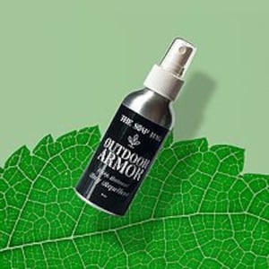 Outdoor Rüstung natürliche Bug Repellent | Natürliche Hautpflege | 4 oz Spray-Flasche