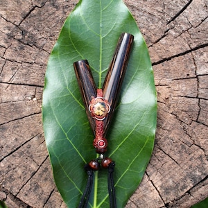 Necklace CHONTA WOOD KURIPE Self Applicator | Minimalist Snuff Pipe | Bearing a Peruvian Turquoise Stone & an Aya Vine Piece