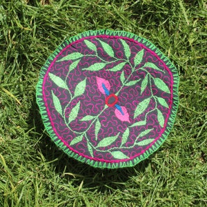 Chakruna & Kené Pattern Shipibo Embroidery | Altar Patch made by Shipibo Women from Pucallpa, Peru | 22 cm diameter