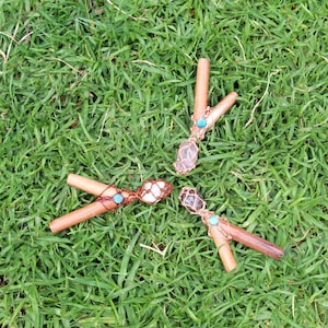 Kuripe ~ Kuripi Applicator | Made of Algarrobo Wood & Chambira (100% Organic Rope) | With Peruvian Turquoise and Healing Quartz or Gemstones