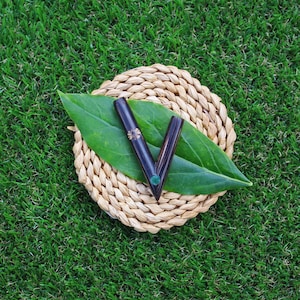 Minimalist Thin CHONTA Kuripe | With Aya Wood Piece + Turquoise | Eco-Conscious & Pocket-Sized | Crafted in the Sacred Valley - Cusco