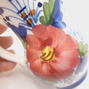 Ceramicas Benjamin Catalan Vase... Hand Painted Flowers... Made in Spain image 8